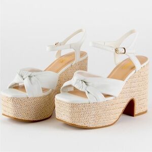 NWT SODA Platform Sandals from Tilly's